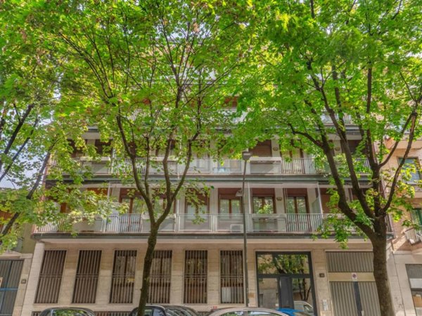 appartamento in vendita a Milano in zona Trenno