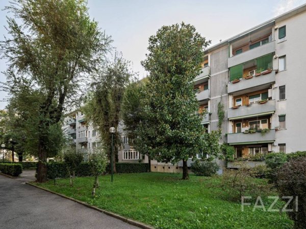 appartamento in vendita a Milano in zona Rogoredo