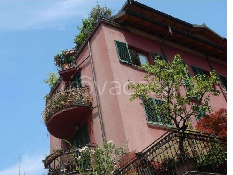 appartamento in vendita a Milano in zona Corvetto