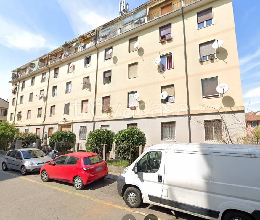 appartamento in vendita a Milano in zona Quarto Cagnino