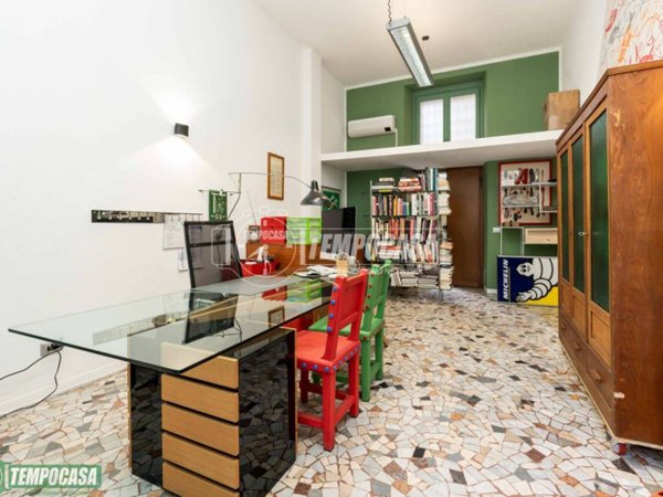 negozio in vendita a Milano in zona Centro Direzionale