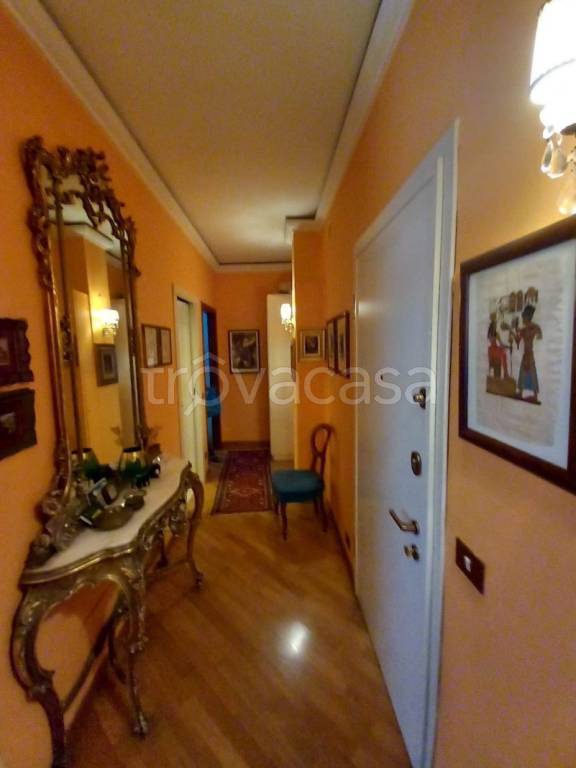 appartamento in vendita a Milano in zona Casoretto
