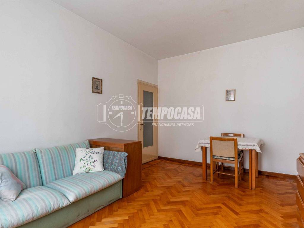 appartamento in vendita a Milano in zona Chiesa Rossa