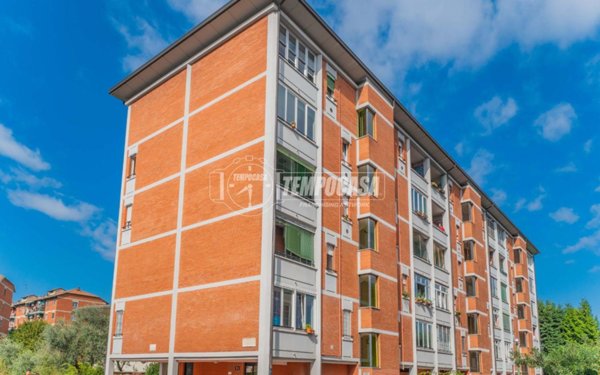 appartamento in vendita a Milano in zona Quarto Oggiaro