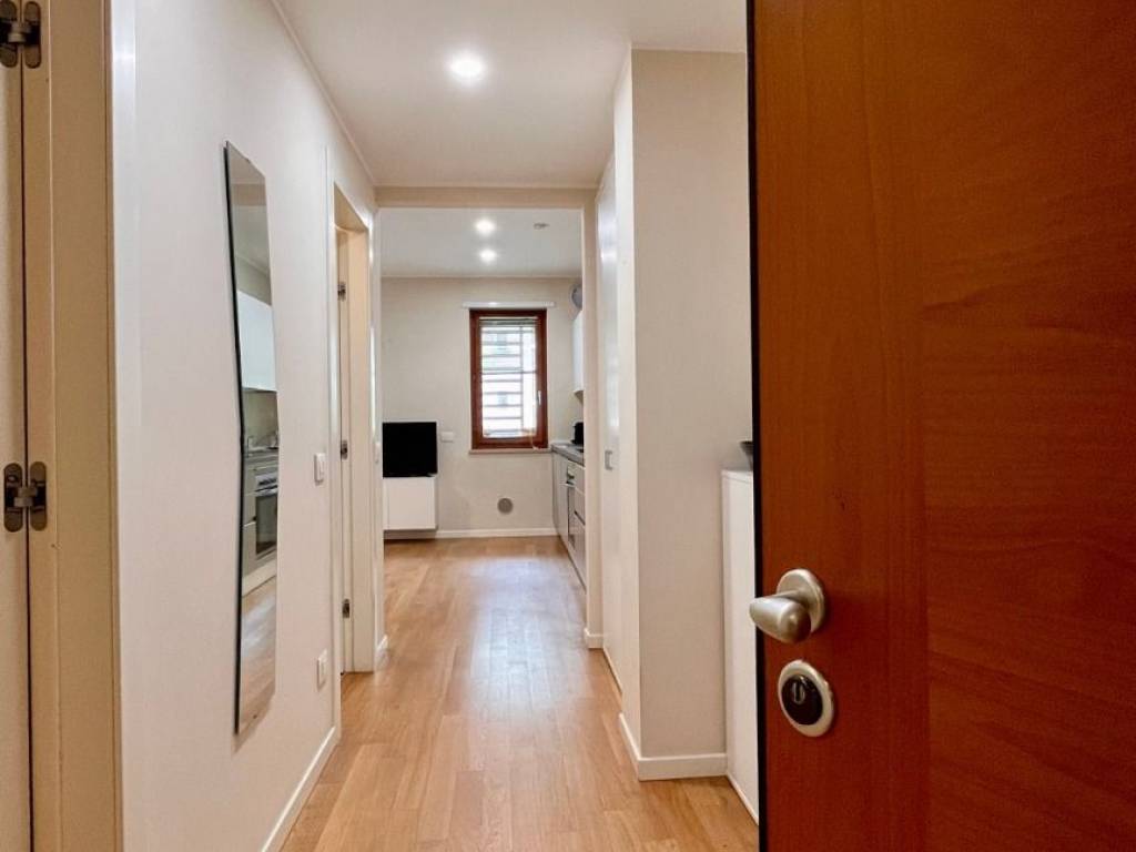 appartamento in vendita a Milano in zona Isola