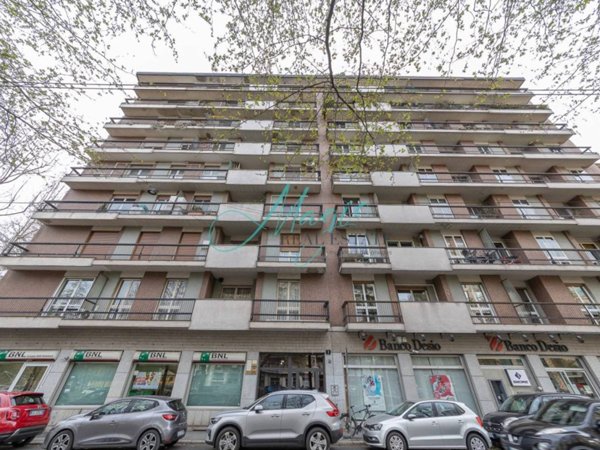appartamento in vendita a Milano in zona Il Portello