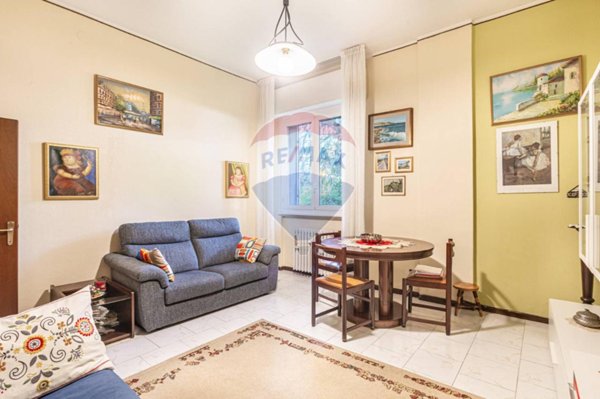 appartamento in vendita a Milano in zona Lorenteggio