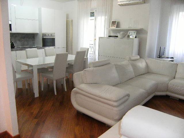 appartamento in vendita a Milano in zona Città Studi
