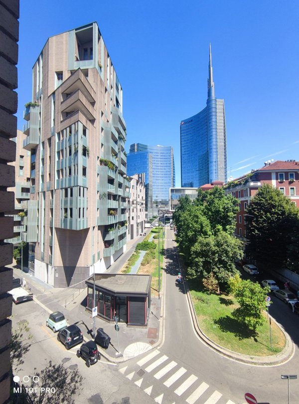 appartamento in vendita a Milano in zona Porta Garibaldi