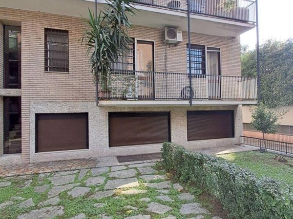 appartamento in vendita a Milano in zona XXII Marzo