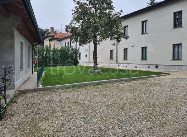 casa indipendente in vendita a Milano in zona Chiesa Rossa