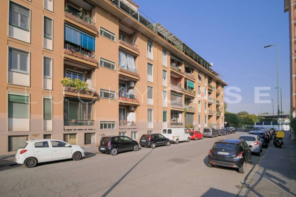 appartamento in vendita a Milano in zona San Cristoforo
