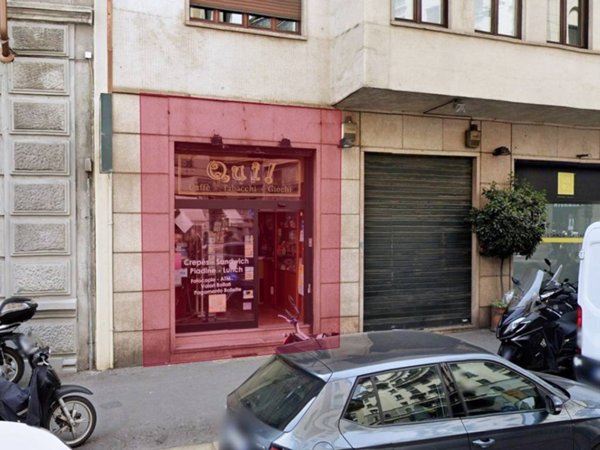 negozio in vendita a Milano in zona Guastalla