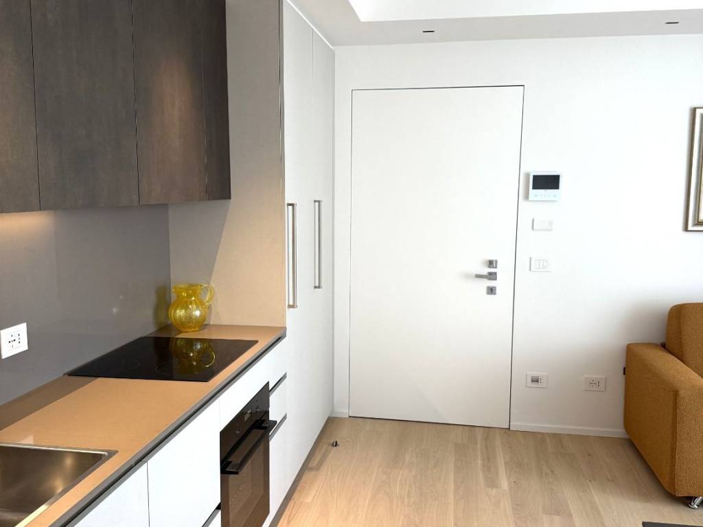 appartamento in vendita a Milano in zona Vigentino