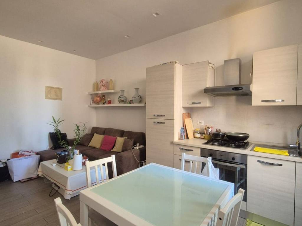 appartamento in vendita a Milano in zona Dergano