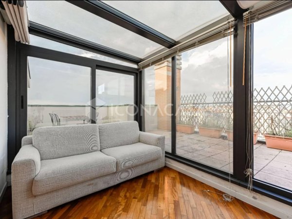 appartamento in vendita a Milano in zona Casoretto