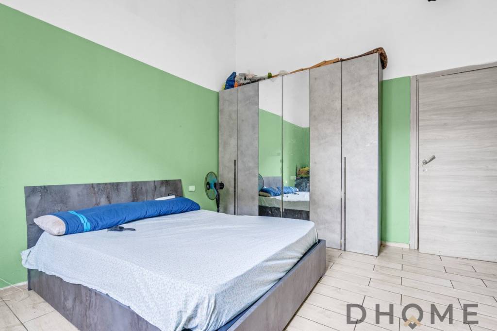 appartamento in vendita a Milano in zona Baggio