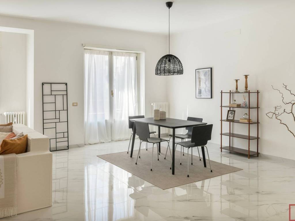 appartamento in vendita a Milano in zona Solari