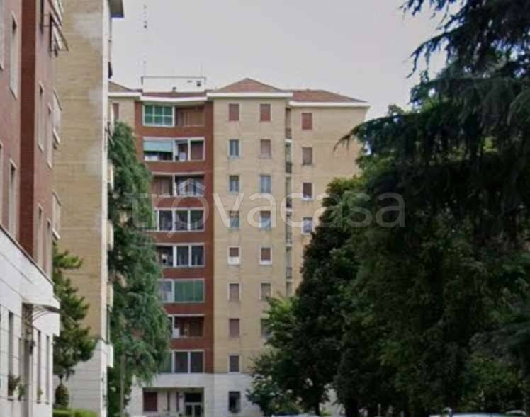 appartamento in vendita a Milano in zona Chiesa Rossa