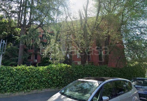 appartamento in vendita a Milano in zona Forze Armate