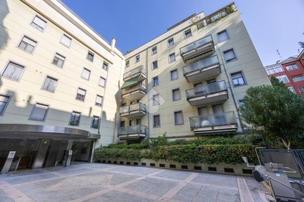 appartamento in vendita a Milano in zona Maggiolina