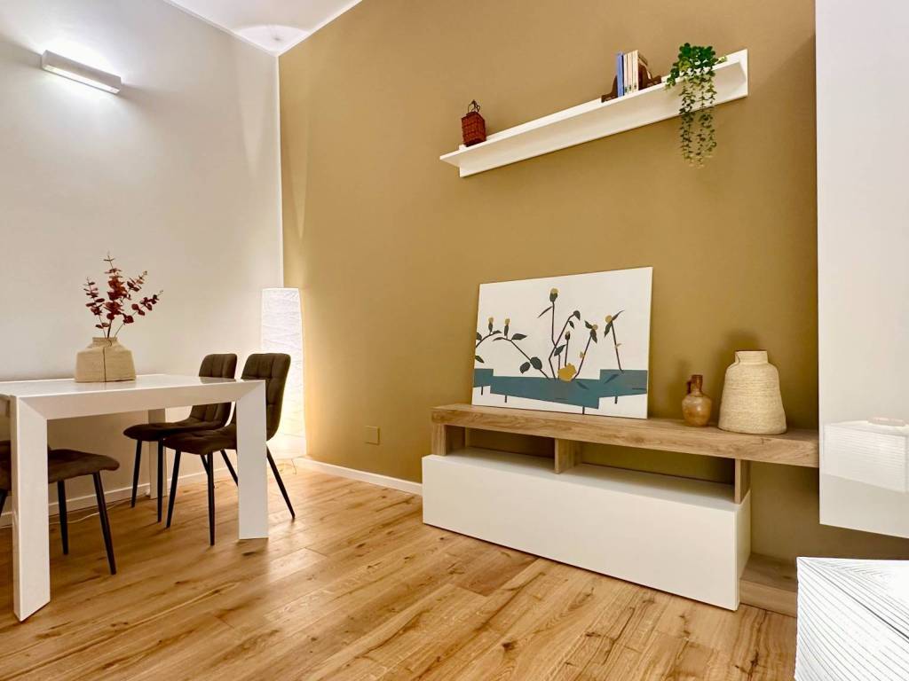 appartamento in vendita a Milano in zona Loreto