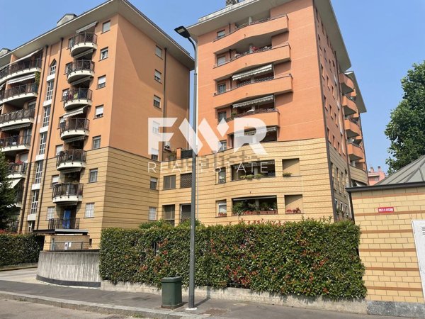 appartamento in vendita a Milano in zona Rogoredo