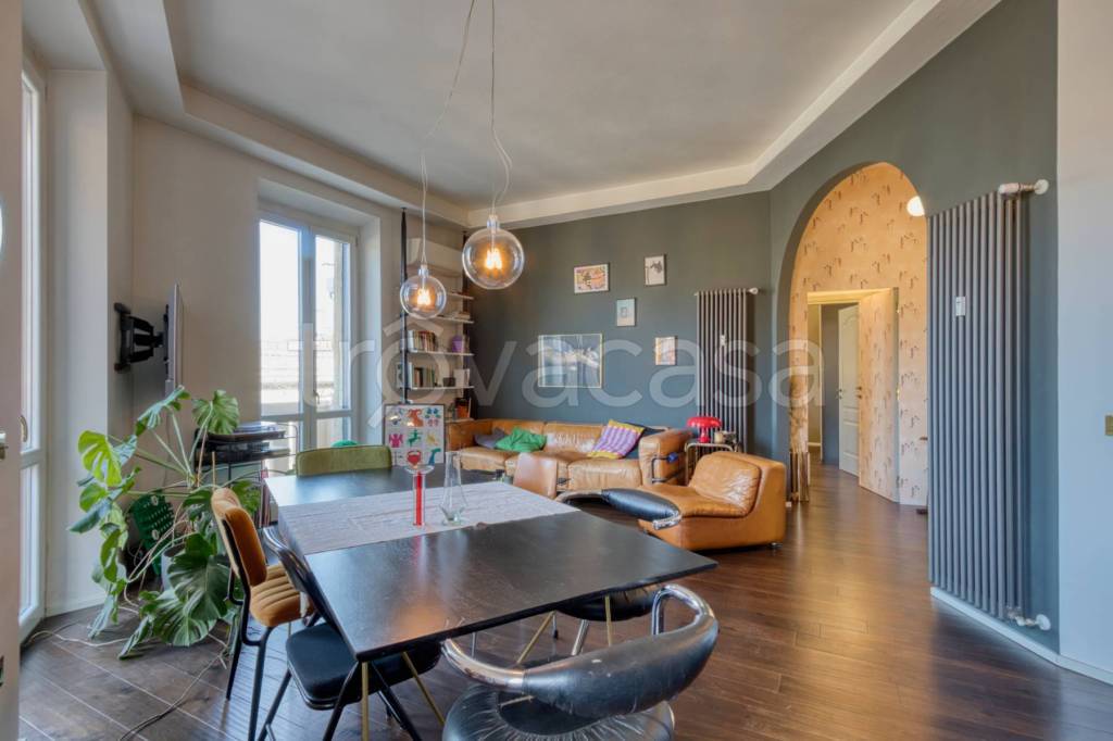 appartamento in vendita a Milano in zona Città Studi