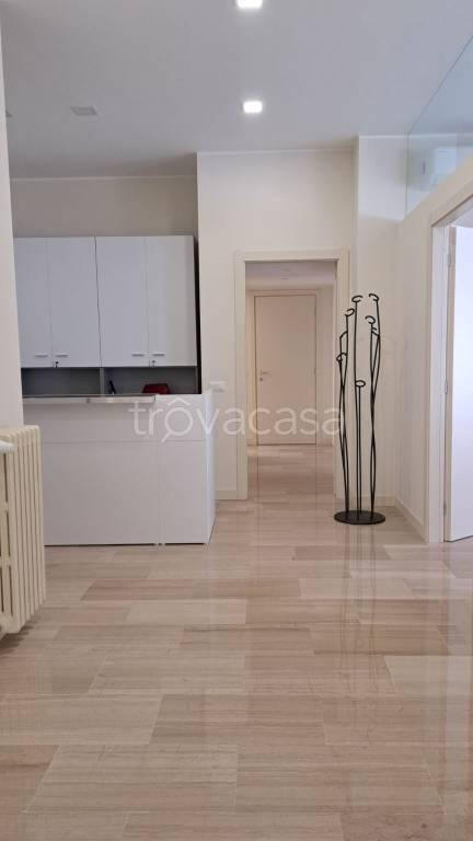appartamento in vendita a Milano in zona Cinque Giornate