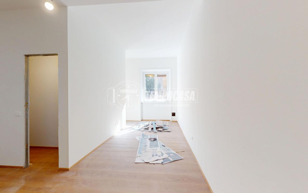 appartamento in vendita a Milano in zona Loreto