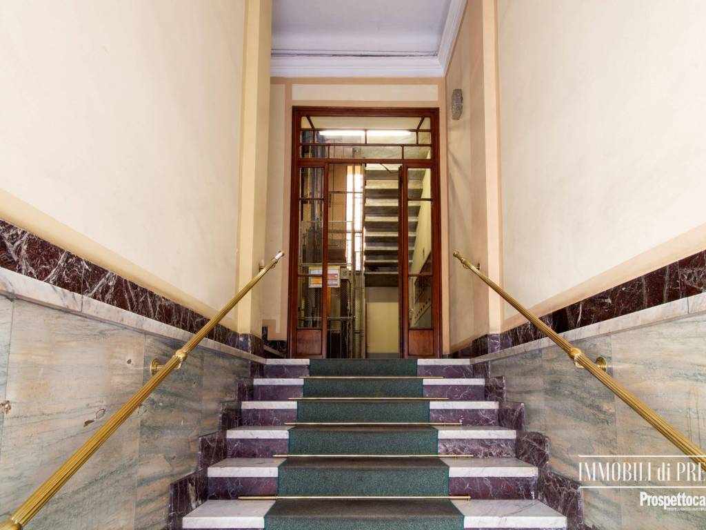 appartamento in vendita a Milano in zona Porta Romana