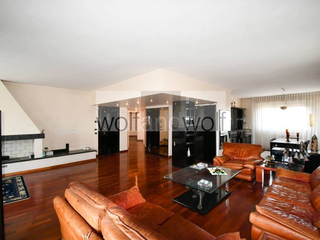 appartamento in vendita a Milano in zona Crescenzago