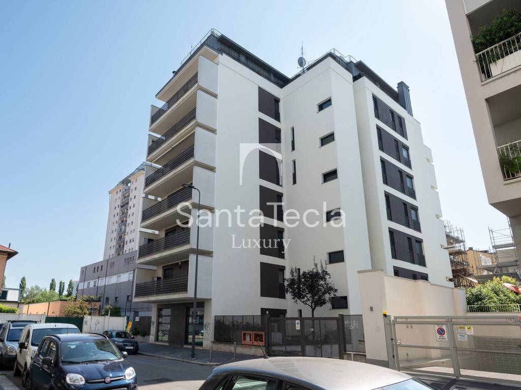 appartamento in vendita a Milano in zona Solari