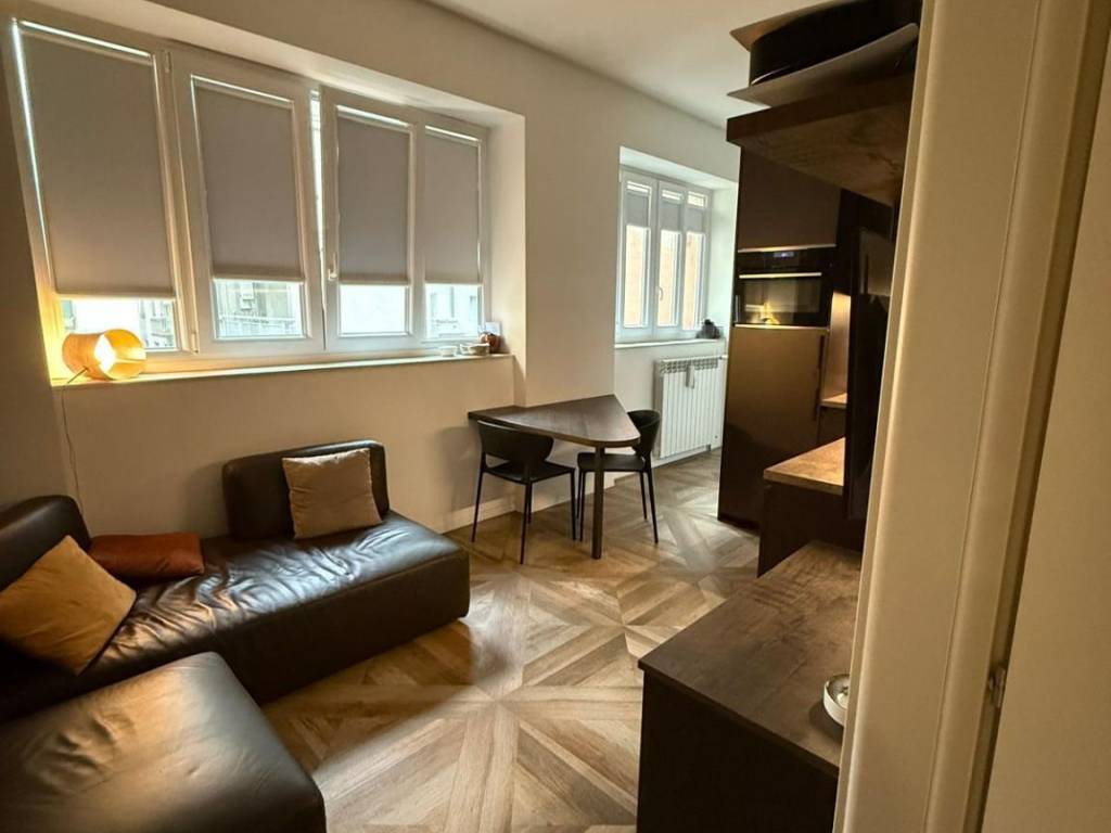 appartamento in vendita a Milano in zona Piazzale Lodi