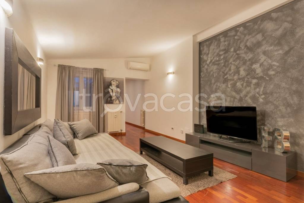 appartamento in vendita a Milano in zona Brera