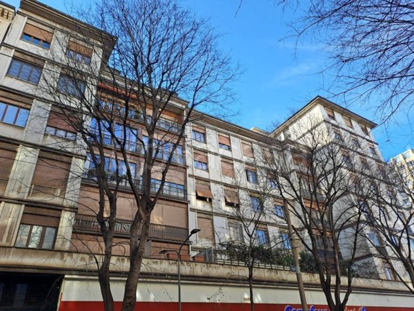 appartamento in vendita a Milano in zona Sempione