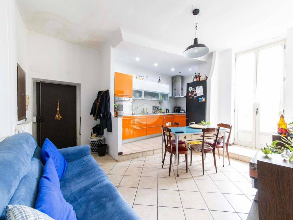 appartamento in vendita a Milano in zona Cagnola
