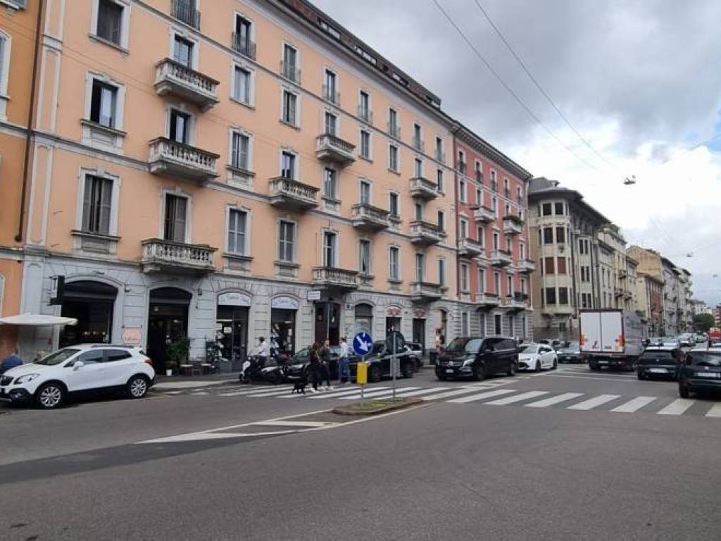 negozio in vendita a Milano in zona Solari
