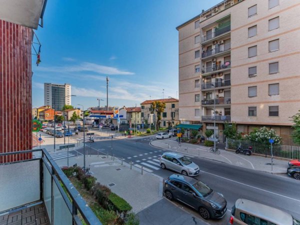 casa indipendente in vendita a Milano in zona Bovisa
