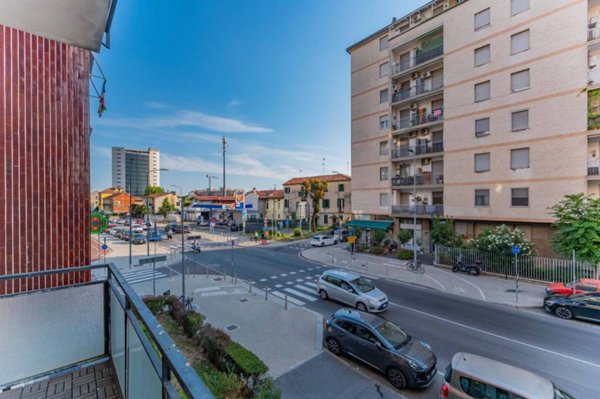 casa indipendente in vendita a Milano in zona Quarto Oggiaro