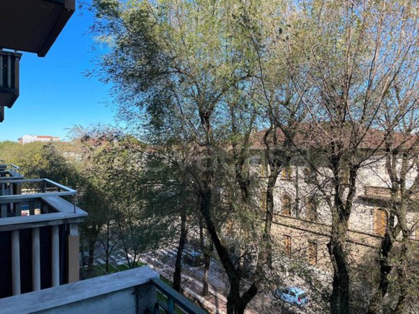 appartamento in vendita a Milano in zona Ghisolfa