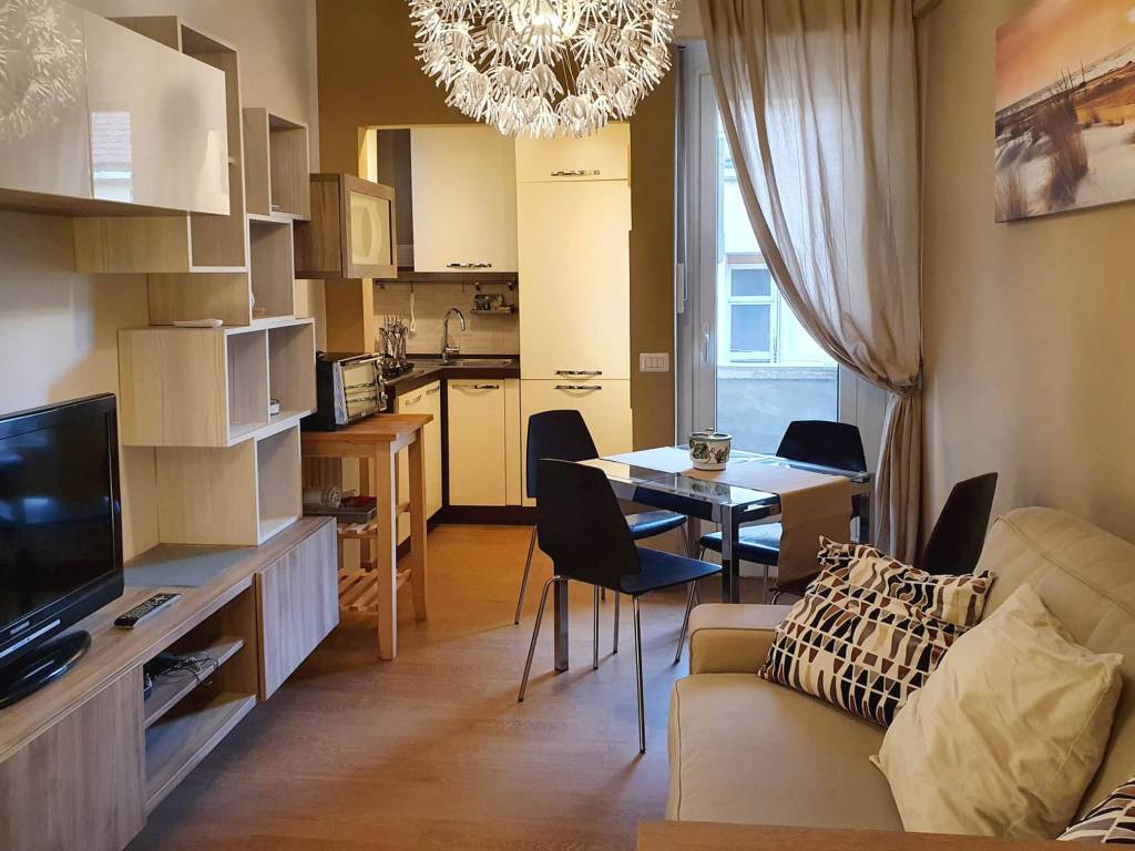 appartamento in vendita a Milano in zona Solari