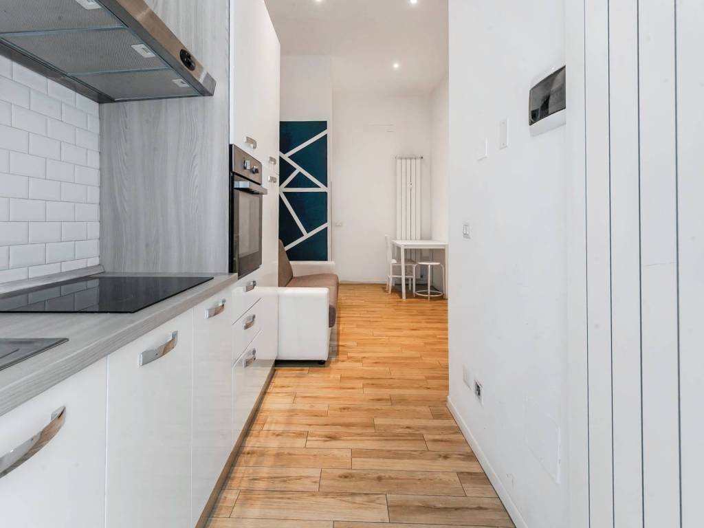 appartamento in vendita a Milano in zona Piazzale Lodi