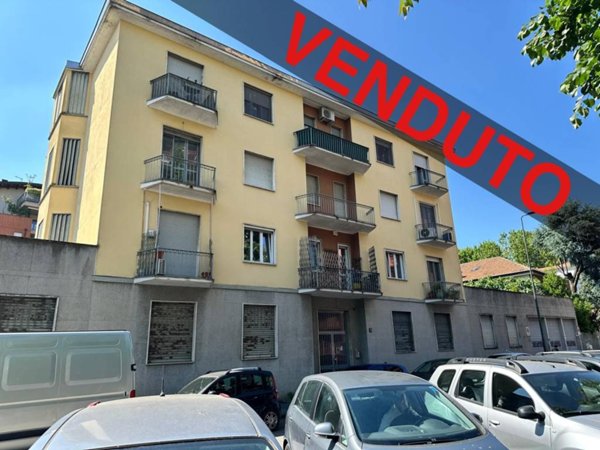 appartamento in vendita a Milano in zona San Cristoforo