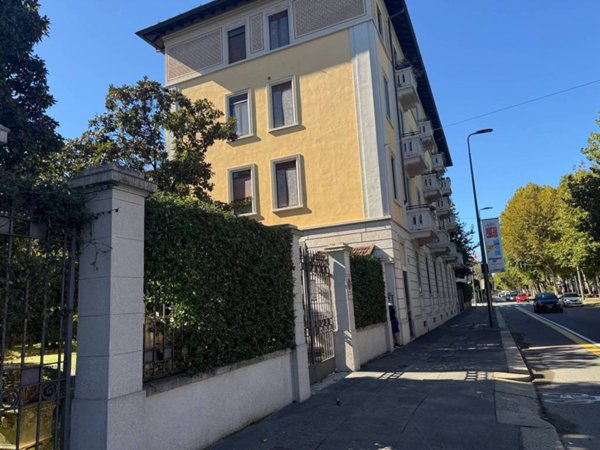 appartamento in vendita a Milano in zona Maggiolina
