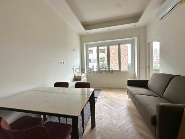 appartamento in vendita a Milano in zona Isola