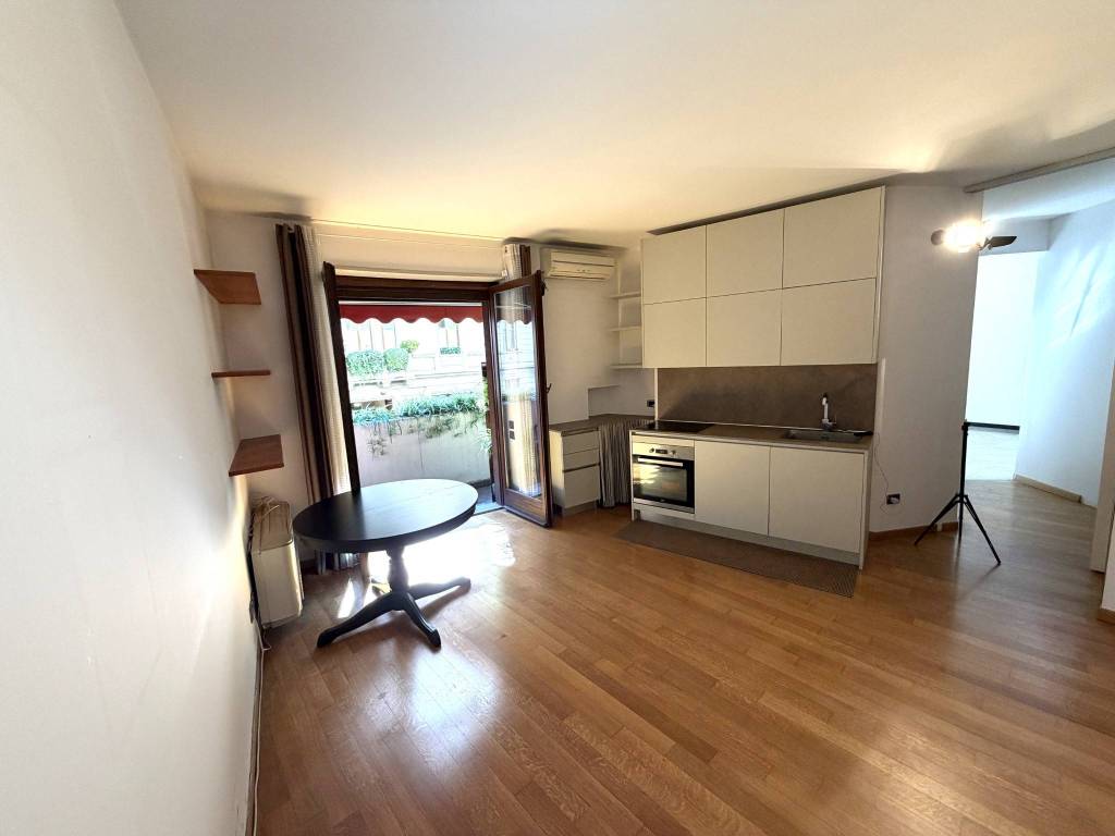 appartamento in vendita a Milano in zona Isola