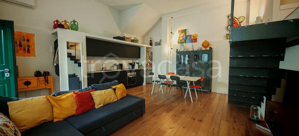 appartamento in vendita a Milano in zona Conchetta