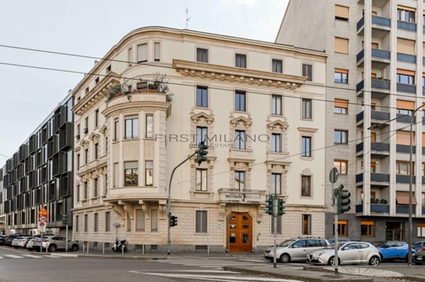 appartamento in vendita a Milano in zona Loreto