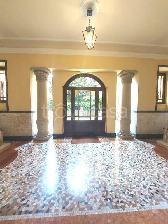 attico in vendita a Milano in zona Porta Vittoria